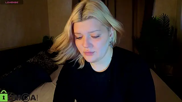 Michele Greenn online show from July 5, 12:50 am