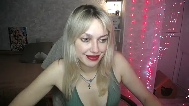 NickyAdamidi online show from November 5, 4:45 pm