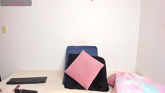 Brandy brown  online show from September 9, 12:10 am