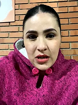 IvettSt  online show from December 18, 6:29 am