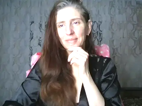 CandiCole online show from December 17, 5:00 am