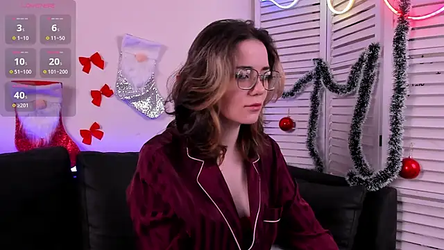 Sunny Teaze online show from January 11, 7:35 am