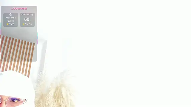 naishaa  online show from December 5, 6:31 pm