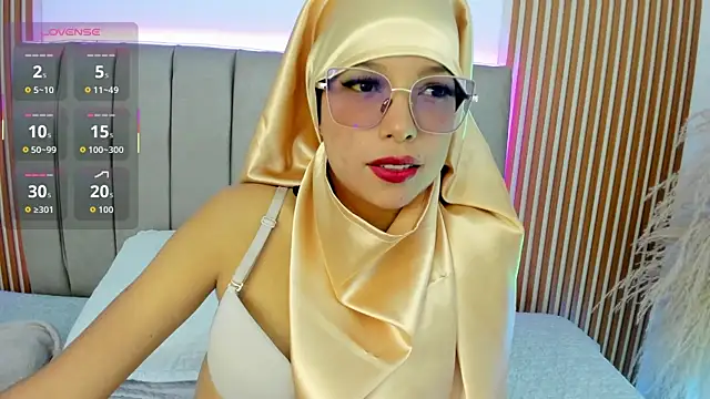 naishaa  online show from November 25, 6:42 pm