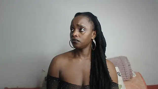 Jah-Queen online show from July 28, 6:31 pm