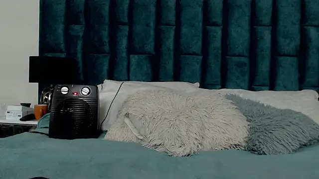 Emma Foxi online show from November 26, 9:49 pm