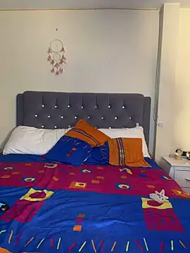 maddy Bloomm online show from April 13, 6:09 pm