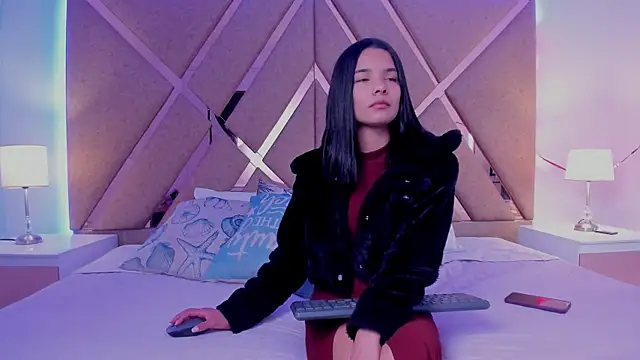 BelhaLawuo online show from February 5, 8:12 pm