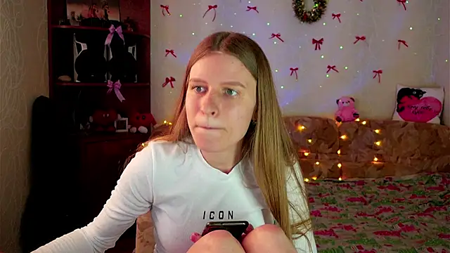 Luntryy online show from April 2, 8:45 am