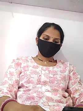 poojam93 online show from October 7, 9:03 am