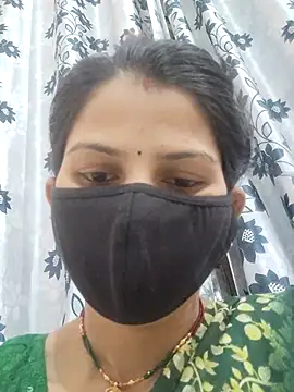 poojam93 online show from March 1, 3:28 am