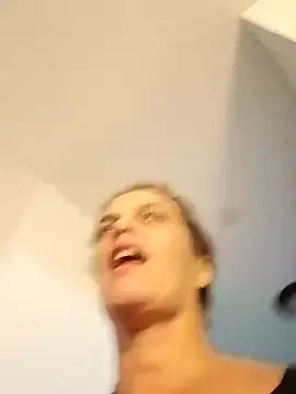 sarahkat86 online show from February 27, 1:38 am