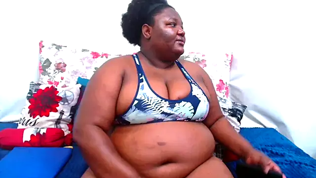 Snapshot of ChubbyBoobsxxx chatting on October 3, 6:07 am ChubbyBoobsxxx online show from October 3, 6:07 am