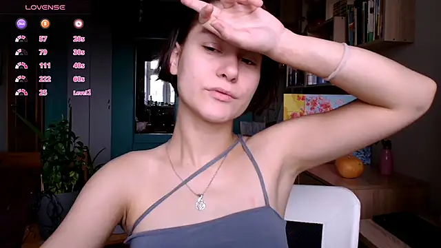 Snapshot of worsh1p_me chatting on October 5, 10:42 am worsh1p me online show from October 5, 10:42 am