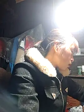 ngocngoc cute online show from March 12, 8:39 am