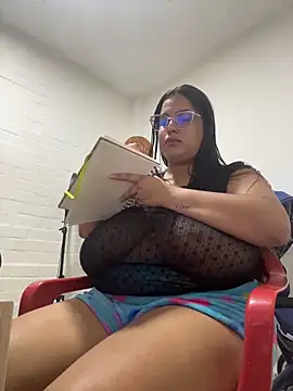 nathalia correa online show from November 20, 4:41 pm