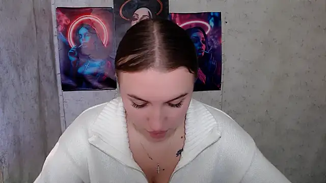 JuliaTopp  online show from October 14, 1:03 pm