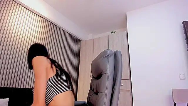 lily cash1 online show from November 12, 7:34 pm