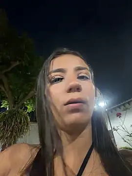 -juicy  online show from November 13, 11:04 pm