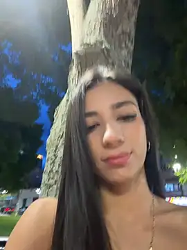 -juicy  online show from May 23, 11:25 pm