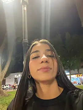 -juicy  online show from July 3, 11:44 pm
