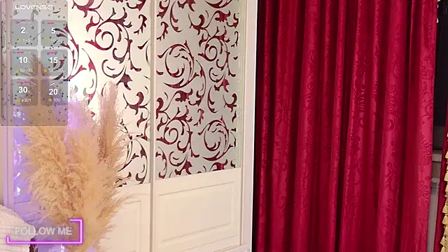 Angell Wild online show from November 12, 2:26 pm