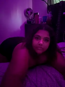 1n0nlythroat online show from September 8, 6:18 pm