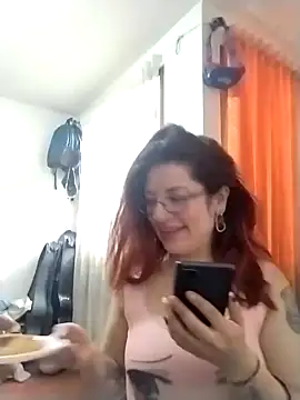  Alaskamisa online show from September 26, 9:45 pm