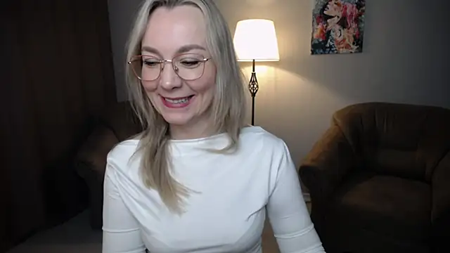 Ava Elior online show from April 1, 11:33 am