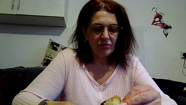 RubyyRosee online show from March 19, 7:02 am