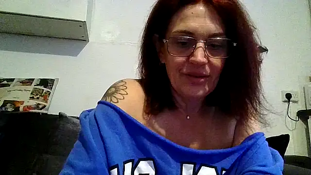 RubyyRosee online show from March 27, 2:07 pm