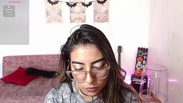 Susanahendrix online show from October 29, 6:43 pm