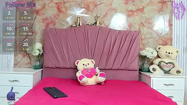 Snapshot of KatySweetas chatting on September 8, 7:35 pm KatySweetas online show from September 8, 7:35 pm