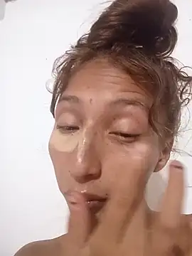 amelie sex online show from October 22, 9:31 pm