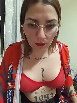 xjuanaxmaldadxxx online show from June 19, 2:05 am