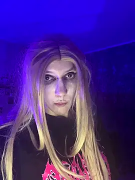 Akira-ivy online show from September 19, 6:51 pm