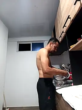 stivenlujan69 online show from February 11, 1:09 am