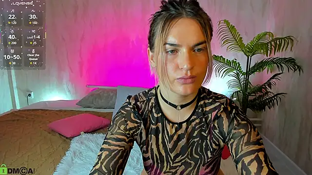 Snapshot of Marie_Ellie chatting on October 14, 1:41 am Marie Ellie online show from October 14, 1:41 am