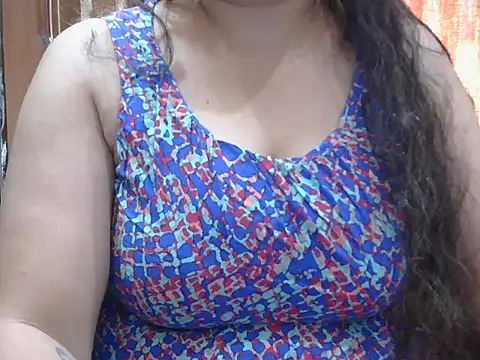 Roxy sweety  online show from October 8, 6:40 am