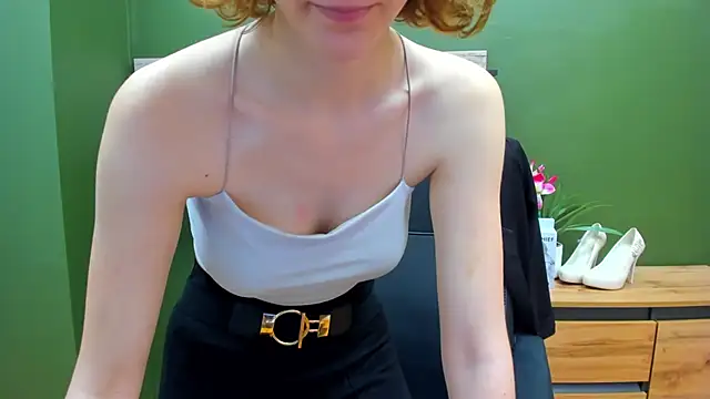 Snapshot of juicyPenny chatting on September 18, 6:56 am juicyPenny online show from September 18, 6:56 am