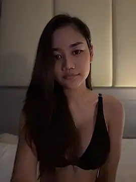 cherrycuteasian online show from July 24, 11:44 pm