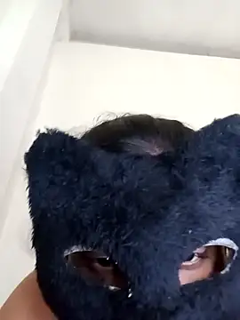 Slllll Couple00 online show from April 23, 9:50 am