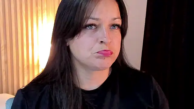 Snapshot of 4ngel_greey chatting on September 26, 8:28 pm 4ngel greey online show from September 26, 8:28 pm