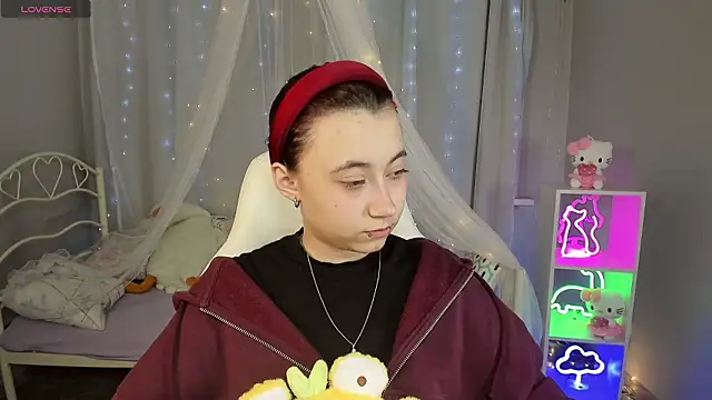 ClaraParks online show from January 31, 7:11 pm