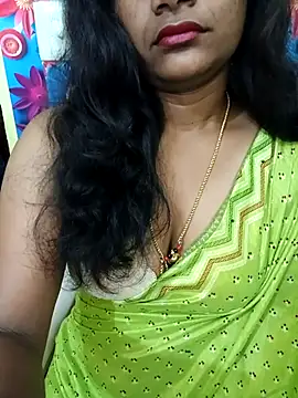 Snapshot of Dharshini_7 chatting on October 24, 8:27 pm Dharshini 7 online show from October 24, 8:27 pm