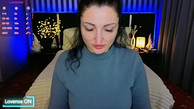 MissRossi online show from January 7, 8:01 pm