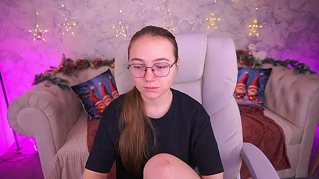 ArrinaWairr online show from January 8, 8:51 am