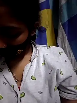 Snapshot of Zoya_G chatting on October 20, 11:24 am Zoya G online show from October 20, 11:24 am