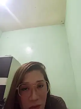 Snapshot of precious_RoseDoll chatting on October 15, 4:26 am precious RoseDoll online show from October 15, 4:26 am