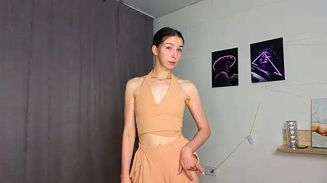 Snapshot of Made_for_Love chatting on September 15, 2:47 pm Made for Love online show from September 15, 2:47 pm